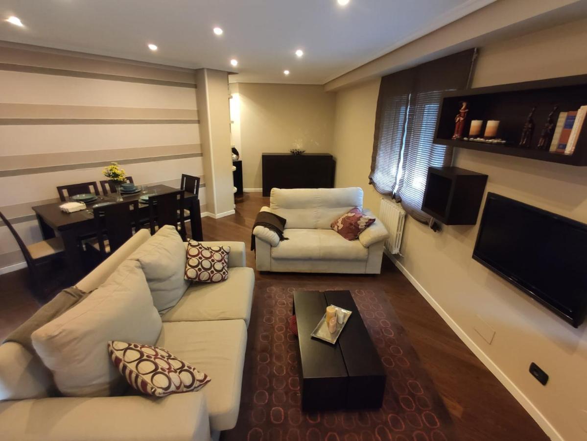 Atico Matias Lopez Apartment Sarria Exterior photo
